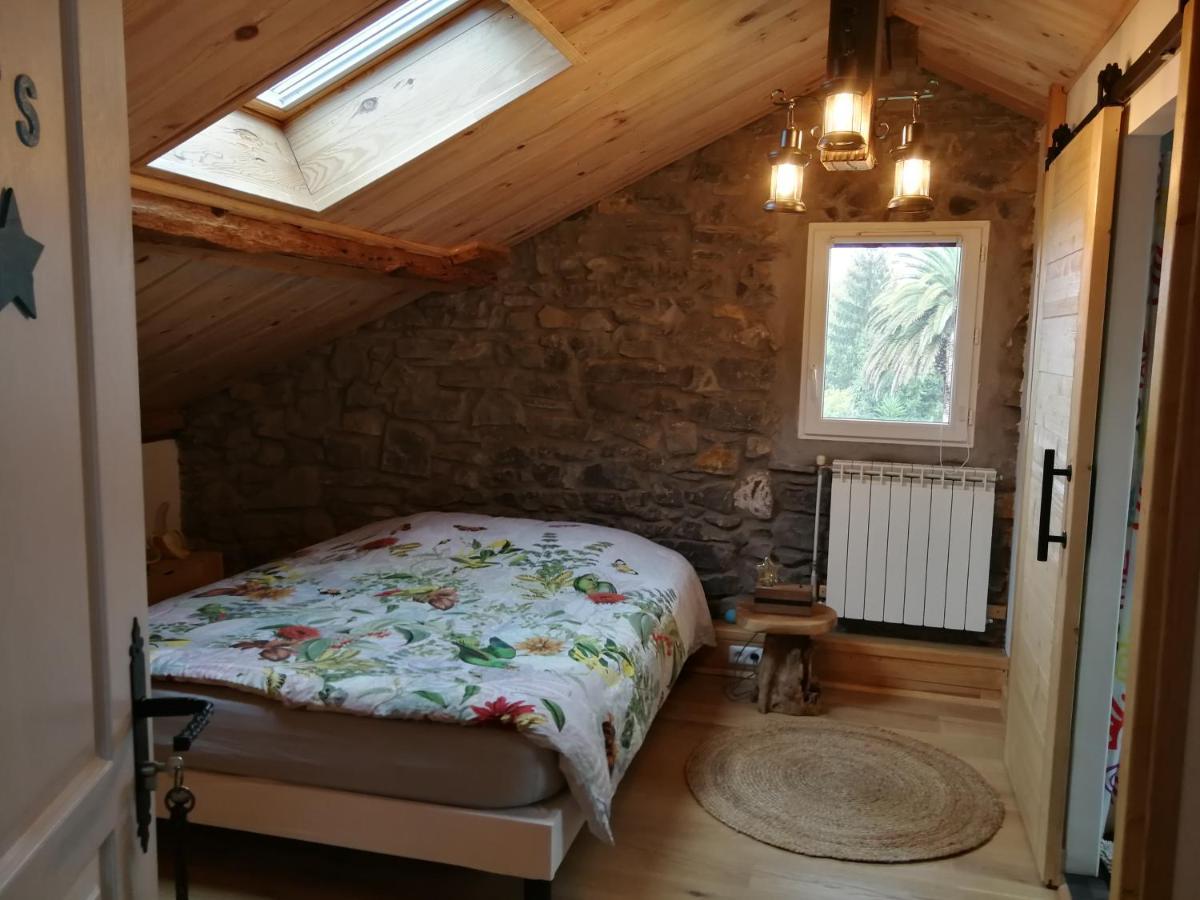 Chambres d'hôtes HOR DAGO près de la gare avec 2 vélos Hendaye Exterior foto